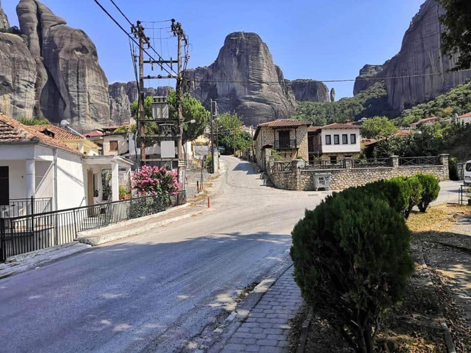 Апартаменты The Little Gem Under The Rocks 2 Кастракион Экстерьер фото